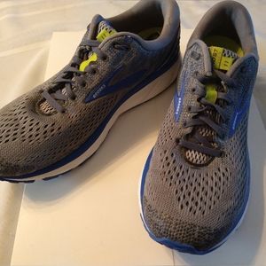 Brooks Ghost 11 (M 9.5)